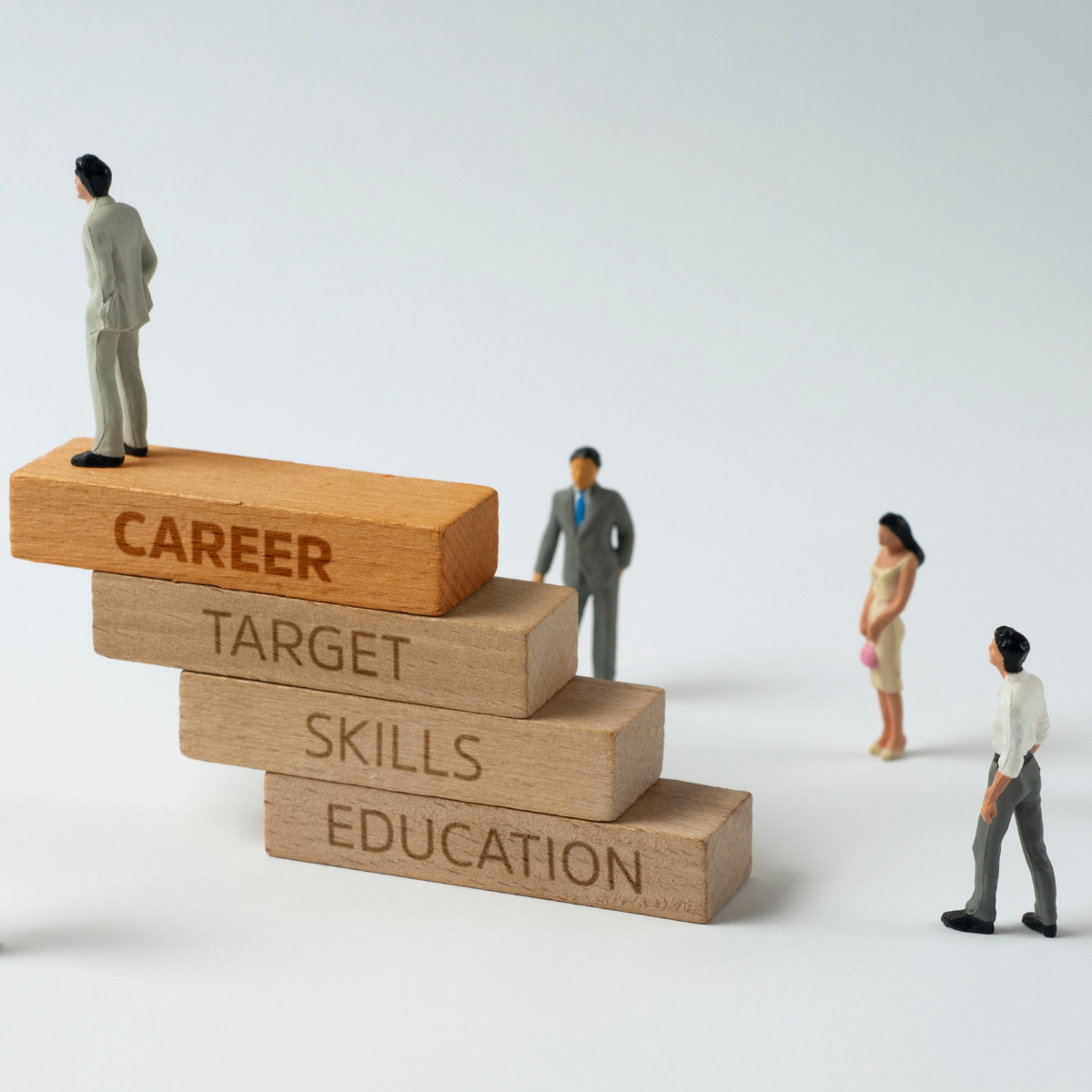 How to create a career development plan to achieve your 2026 goals (with expert tips from a career coach) 