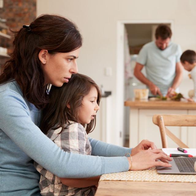 10 tips to balance work, life and postgraduate study