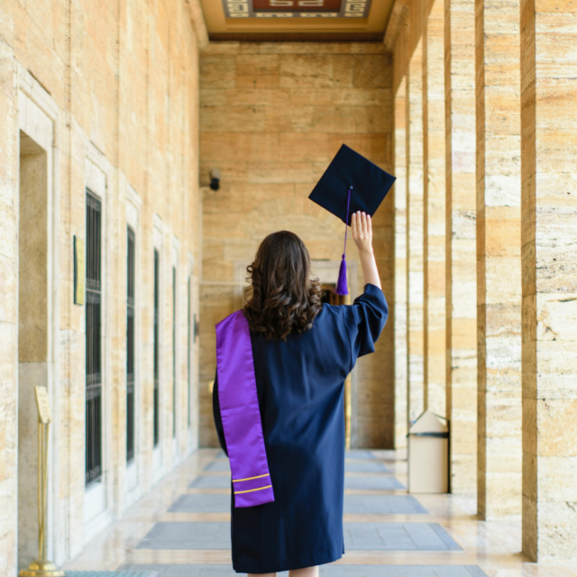 Postgraduate nursing scholarships for 2026